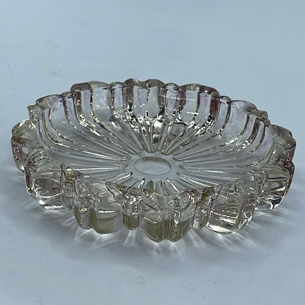 Vintage Hazel Atlas clear 1960’s  nesting ashtray.